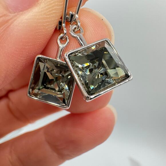 Touchstone Crystal By Swarovski Smokey Silver Tone Leverback Earrings Sparkly - Picture 10 of 14